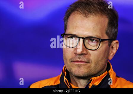 Silverstone, Großbritannien. 2.. Juli 2022. Andreas Seidl (DEU, McLaren F1 Team), F1 Grand Prix von Großbritannien auf dem Silverstone Circuit am 2. Juli 2022 in Silverstone, Großbritannien. (Foto von DPPI via HIGH TWO) Quelle: dpa/Alamy Live News Stockfoto
