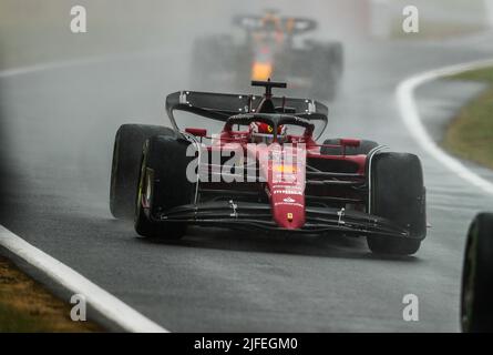 2.. Juli 2022, Silverstone Circuit, Silverstone, Northamptonshire, England: Großer Preis von Großbritannien F1, Qualifikationstag: Scuderia Ferrari, Charles Leclerc Stockfoto