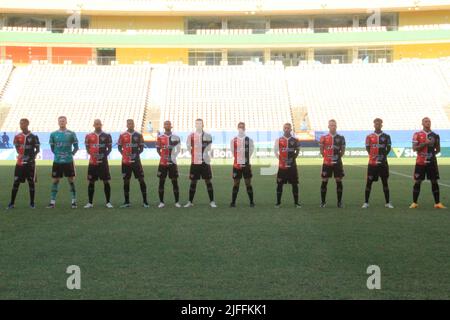 Manaus, Amazonas, Brasilien. 2.. Juli 2022. Brasilianische Fußballmeisterschaft - Dritte Division: Manaus vs Ferroviario-CE. 2. Juli 2022, Manaus, Amazonas, Brasilien: Fußballspiel zwischen Manaus und Ferroviario-CE, gültig für die Brasilianische Fußballmeisterschaft - Dritte Division, die am Samstag (2) in der Arena da Amazonia in Manaus, Amazonas, ausgetragen wird. Manaus Team gewann das Spiel mit dem Score von-4-2. Bild: Josemar Antunes/Thenews2 (Bild: © Josemar Antunes/TheNEWS2 via ZUMA Press Wire) Stockfoto