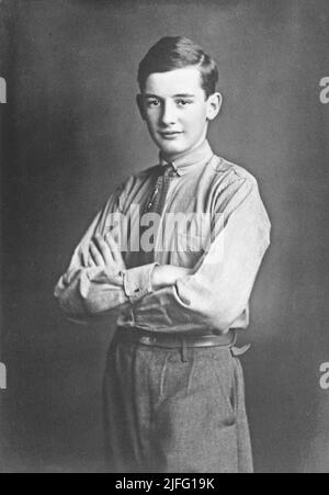 Raoul Wallenberg. Schwedischer Diplomat. Geboren im August 4 1912, verschwunden im Januar 17 1945. Er rettete Tausende von juden im deutsch besetzten Ungarn während des Holocaust von deutschen nazis und ungarischen Faschisten während der späteren Phasen des Zweiten Weltkriegs Was mit ihm geschah, als er starb, ist immer noch Gegenstand fortgesetzter Spekulationen. Raoul Wallenberg als kleiner Junge 1927 Stockfoto