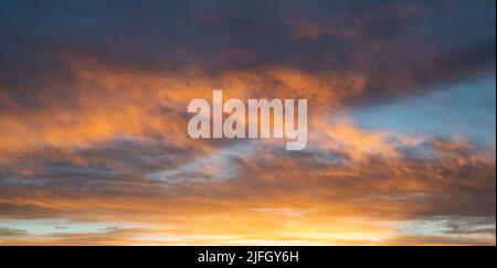 Am frühen Morgen Wolken bei Sonnenaufgang. Leadhills, South Lanarkshire, Schottland Stockfoto
