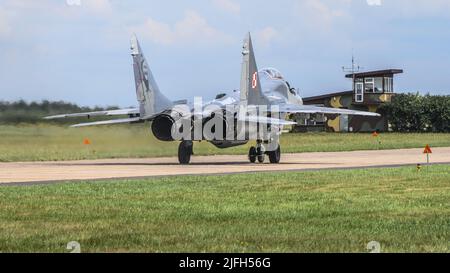 23. Militärflugplatz, Mińsk Mazowiecki, Polen - 14. August 2014: MiG-29-Kampfjet der polnischen Luftwaffe auf dem Militärflughafen EPMM Stockfoto