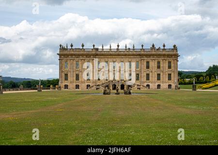 Chatsworth House, Derbyshire, England. Sitz des Herzogs und der Herzogin von Devonshire. Historisches Haus und Gärten Stockfoto