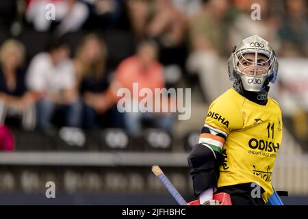 Silverstone, Großbritannien. 3.. Juli 2022. AMSTERDAM - Savita (IND) während des Spiels zwischen England und Indien bei der Hockey-Weltmeisterschaft im Wagener-Stadion in Amsterdam, Niederlande, am 3. Juli 2022. ANP SANDER KONING Quelle: ANP/Alamy Live News Stockfoto