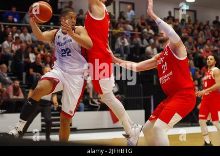 Newcastle, England, 3. Juli 2022. Myles Hesson spielt für Großbritannien gegen die Türkei in einem FIBA 2023-WM-Qualifikationsspiel in der Vertu Motors Arena in Newcastle. Quelle: Colin Edwards/Alamy Live News. Stockfoto