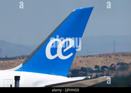 Madrid, Spanien. 1.. Juli 2022. Air Europa wird am 1.. Juli 2022 am Flughafen Adolfo Suarez Madrid - Barajas in Madrid, Spanien, gesehen. (Bild: © Beata Zawrzel/ZUMA Press Wire) Stockfoto