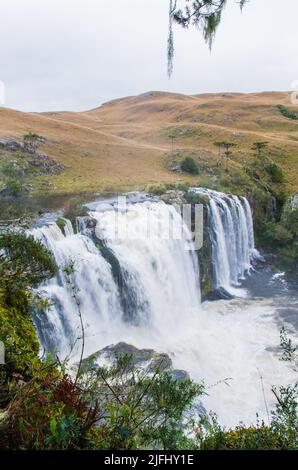 Rodrigues Wasserfall, Stadt São José dos Ausentes, Rio Grande do Sul, Südbrasilien. Stockfoto