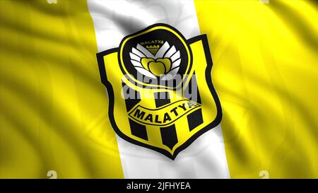 Nahaufnahme des Logos des türkischen Profifußballclubs Yeni Malatyaspor auf einer Flagge. Bewegung. Buntes Emblem eines Fußballvereins. Nur für redaktionelle Zwecke. Stockfoto