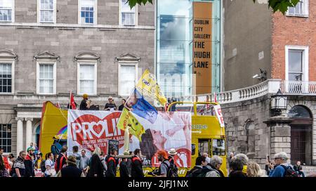 Reden, die auf einer Pro-Life-Kundgebung auf dem Parnell Square in Dublin Irland gehalten werden. Stockfoto