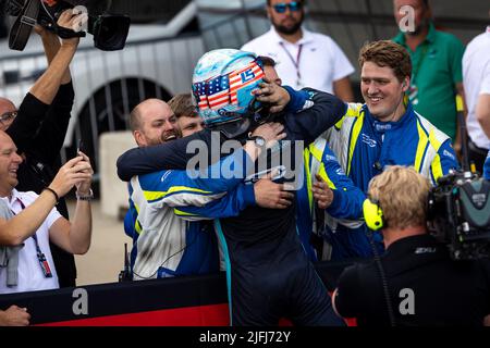 Silverstone, Großbritannien. 3.. Juli 2022. SARGEANT Logan (usa), Carlin, Dallara F2, Porträt während des 7.. Rennens der FIA Formel 2-Meisterschaft 2022 auf dem Silverstone Circuit, vom 1. Bis 3. Juli 2022 in Silverstone, Großbritannien - Foto Sebastiaan Rozendaal / Dutch Photo Agency / DPPI Credit: DPPI Media/Alamy Live News Stockfoto