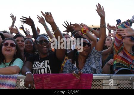 Glynde, England, Großbritannien. 3.. Juli 2022. TLC spielen am Sonntag auf der Hauptbühne beim Love Supreme Festival in Glynde, East Sussex. Das Festival sah eine Mischung aus Jazz, Funk und Soul Acts. (Bild: © Rod Harbinson/ZUMA Press Wire) Bild: ZUMA Press, Inc./Alamy Live News Stockfoto