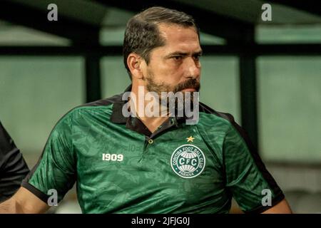 Curitiba, Brasilien. 03.. Juli 2022. PR - Curitiba - 07/03/2022 - BRASILIANISCHER A 2022, CORITIBA X FORTALEZA - Gustavo Morinigo Trainer von Coritiba vor dem Spiel gegen Fortaleza im Stadion Couto Pereira für die brasilianische Meisterschaft A 2022. Foto: Robson Mafra/AGIF/Sipa USA Quelle: SIPA USA/Alamy Live News Stockfoto