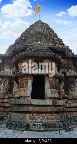 Rückansicht Tempel und Shikara von Lakshminarasimha Tempel, Haranhalli, Hassan, Karnataka, Indien. Stockfoto