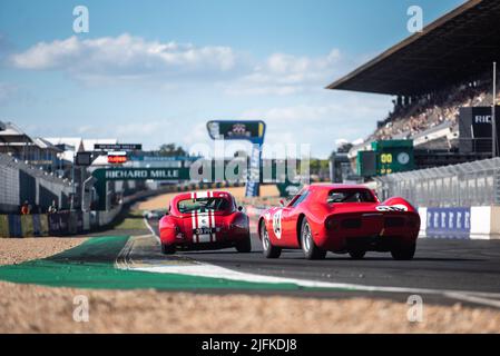 34 VAN DER LOF / VAN DER LOF / BUURMAN (NL), Ferrari 250 LM / 1965 , Aktion während der Le Mans Classic 2022 vom 30. Juni bis 3. Juli 2022 auf dem Circuit des 24 Heures du Mans, in Le Mans, Frankreich - Foto Joris Clerc / DPPI Stockfoto