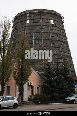 Kiew, Ukraine 25. November 2020: Riesige Rohre - Blockheizkraftwerk Stockfoto