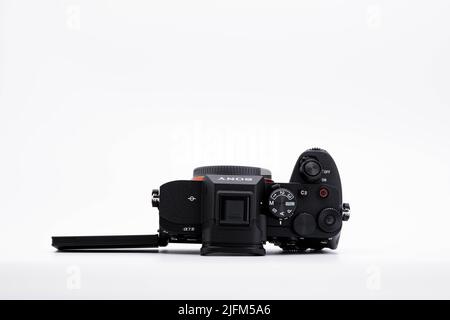 Bangkok, Thailand - die Sony A7 IV ist die vierte Generation des spiegellosen Vollformat-Kameramodells core A7 des Unternehmens vom 9. Juni 2022. Es wird am eingeführt Stockfoto