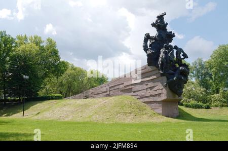 Kiew, Ukraine 15. Mai 2021: Gedenkstätte Babi Yar der Nazi-Massenhinrichtungen der Zivilbevölkerung von Roma, Juden und sowjetischen Kriegsgefangenen Stockfoto