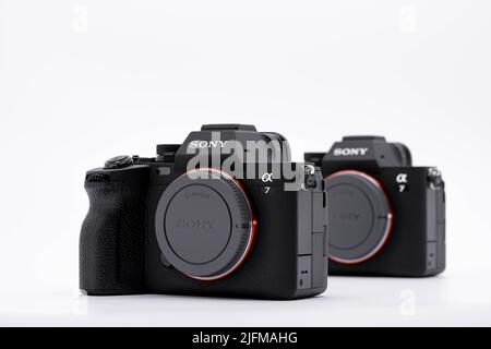 Bangkok, Thailand - die Sony A7 IV ist die vierte Generation des spiegellosen Vollformat-Kameramodells core A7 des Unternehmens vom 9. Juni 2022. Es wird am eingeführt Stockfoto