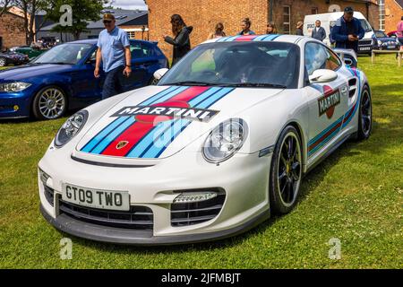 2009 Porsche 911 GT2 ‘GT09 TWO’ auf der Juni Scramble im Bicester Heritage Center am 19.. Juni 2022 zu sehen Stockfoto