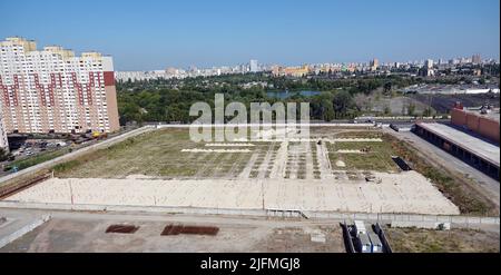 Kiew, Ukraine 28. Juli 2020 Baustelle des Nullkreislaufs eines großen Unterhaltungszentrums in Kiew Stockfoto
