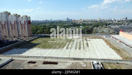 Kiew, Ukraine 28. Juli 2020 Baustelle des Nullkreislaufs eines großen Unterhaltungszentrums in Kiew Stockfoto