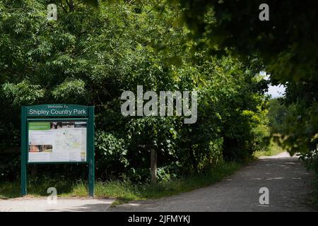 Ein Blick auf den Shipley Country Park in Heanor, Derbyshire, wo ein 11-jähriger Junge am Samstagnachmittag verletzt aufgefunden wurde und später an diesem Tag starb. Michael Harrison, 41, wurde wegen Mordes und des Eingriffes in Zwangsverhalten und Kontrollverhalten angeklagt. Bilddatum: Montag, 4. Juli 2022. Stockfoto