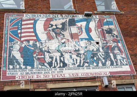Wandgemälde zum Gedenken an den hundertsten Jahrestag der Gründung der Unabhängigen Arbeiterpartei im Jahr 1993 in Bradford, Großbritannien, im Jahr 1893. Stockfoto