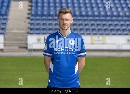 Bielefeld, Deutschland. 04.. Juli 2022. Fußball, 2. Bundesliga, Fotosession für die Saison 2022/23, Arminia Bielefeld, Silvan Sidler. Quelle: Friso Gentsch/dpa/Alamy Live News Stockfoto