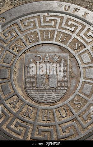 Schachtabdeckung in der Stadt Aarhus in Dänemark Stockfoto