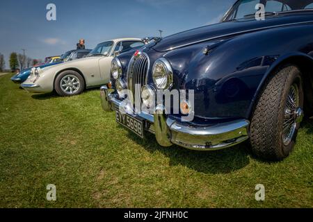 Jaguar 3,4-Liter-Limousine mit 1964 Liter Hubraum. Stockfoto