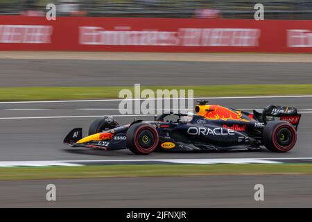 Der berühmte Max Verstappen, Red Bull Driver, im Silverstone F1 Race 2022 Stockfoto