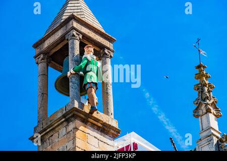 El Abuelo Mayorga - Großvater Mayorga, Glockenturm. Der Stadtpalast im Neo-Renaissance-Stil ist ein Gebäude in der spanischen Stadt Stockfoto