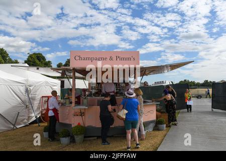 London, Großbritannien, 4.. Juli 2022, das RHS Hampton Court Palace Garden Festival 2022 öffnet vom 4.. Bis 9.. Juli. Andrew Lalchan Photography/Alamy Live News, ist ein Fest der Gartenarbeit voller Dinge, die es zu sehen und zu tun gibt Stockfoto