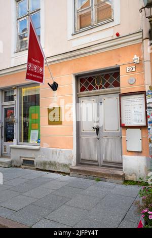 Tallinn, Estland. Juli 2022. Außenansicht des Tallin Russian Museum im Stadtzentrum Stockfoto