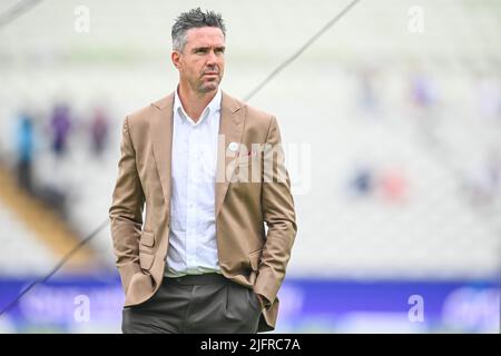 Kevin Pietersen, ehemaliger Spieler aus England und jetzt Sky-Auslegespieler auf dem Spielfeld vor den letzten Spieltagen Stockfoto