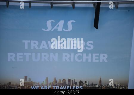 Kastrup/Kopenhagen/Dänemark/05 July 2022/SAS skandinvianische Airliens-Piloten bei Streiks kantige Flüge und finanzielle Krisen imaegs Copenhagen Interntionalk Airportflugzeuge werden am Flughafen Copenahgen Int. in der dänischen Hauptstadt geparkt. (Foto. Francis Dean/Dean Pictures). Stockfoto