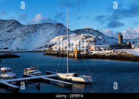 Die Marina, Honningsvag, (Honningsvåg, die nördlichste Stadt auf dem norwegischen Festland) Norwegen Stockfoto