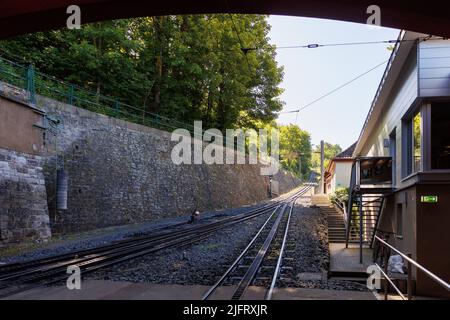 Drachenfels Railway, eine Zahnradbahn in Nordrhein-Westfalen, Deutschland. Von Königswinter zum Gipfel des Drachenfels Stockfoto