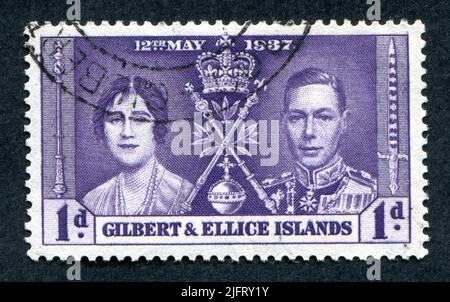 Eine Briefmarke aus dem Jahr 1937, Ausgabe 1D, Gilbert & Ellice Islands, hergestellt zur Erinnerung an die Krönung von König George VI. Und Königin Elizabeth am 12. Mai 1937 Stockfoto