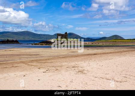 Das Schloss befindet sich auf der Halbinsel Iveragh in der Nähe von Ballinskelligs in der Grafschaft Kerry, Irland. Wurde im 16.. Jahrhundert erbaut. Stockfoto