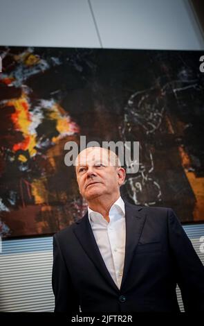 Berlin, Deutschland. 05.. Juli 2022. Bundeskanzler Olaf Scholz (SPD) nimmt an der Fraktionssitzung seiner Partei Teil. Quelle: Kay Nietfeld/dpa/Alamy Live News Stockfoto