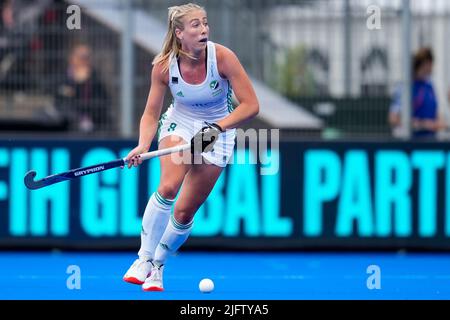 AMSTELVEEN, NIEDERLANDE - 5. JULI: Sarah Hawkshaw aus Irland beim Spiel der FIH Hockey Women's World Cup 2022 zwischen Irland und Chile im Wagener Hockey Stadium am 5. Juli 2022 in Amstelveen, Niederlande (Foto von Patrick Goosen/Orange Picles) Stockfoto