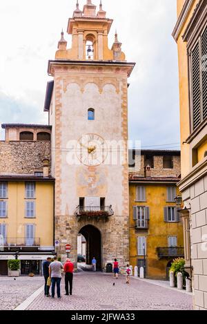 Der Turm der Campanella, Torre della Campanella, oder Turm der Zitadelle, Torre della Cittadella, ist ein ursprünglich militärisches Bauwerk, das von Ber gebaut wurde Stockfoto