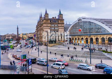 Bahnhof Liverpool Lime Street und North Western Hotel. Liverpool, Merseyside, Lancashire, England, Vereinigtes Königreich Stockfoto