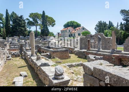 Frühchristliche Basilika und Museum, Antike Stadt Salona, Solin, Gespanschaft Split-Dalmatien, Kroatien Stockfoto