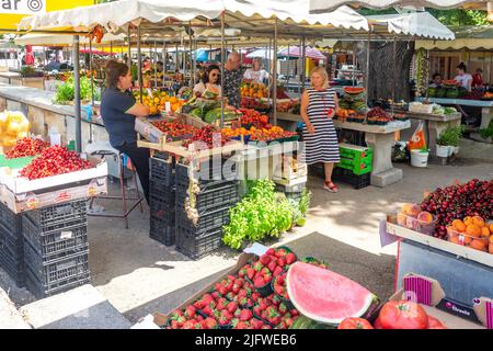 Bauernmarkt, Trojirski Most, Trogir, Gespanschaft Split-Dalmatien, Kroatien Stockfoto