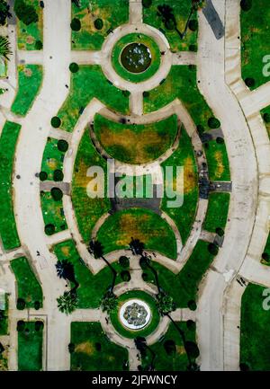 Luftaufnahme von oben aus dem Estoril-Garten, Region Lissabon, Portugal Stockfoto