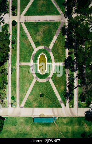 Luftaufnahme von oben aus dem Estoril-Garten, Region Lissabon, Portugal Stockfoto