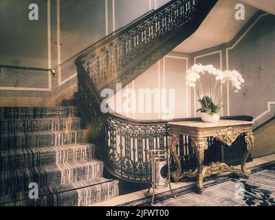 Eine elegante Treppe im Palace Hotel in San Francisco Stockfoto