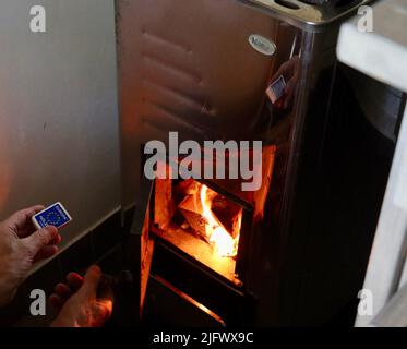 Finnisches Saunabad für Badegäste in Uukuniemi in Ostfinnland Stockfoto